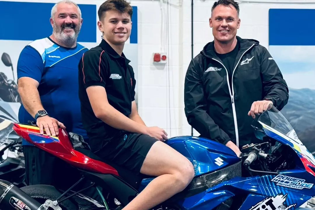 Powerslide Suzuki and GSX-R750 supersport machine