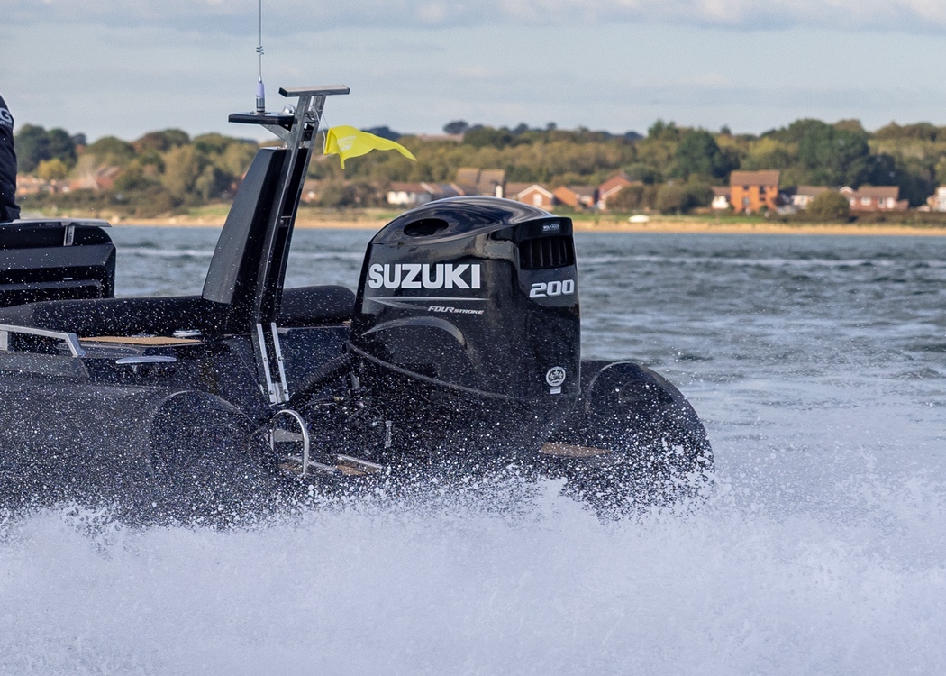 船外機　SUZUKI　0020F Suzuki DF200AP | marine24.eu