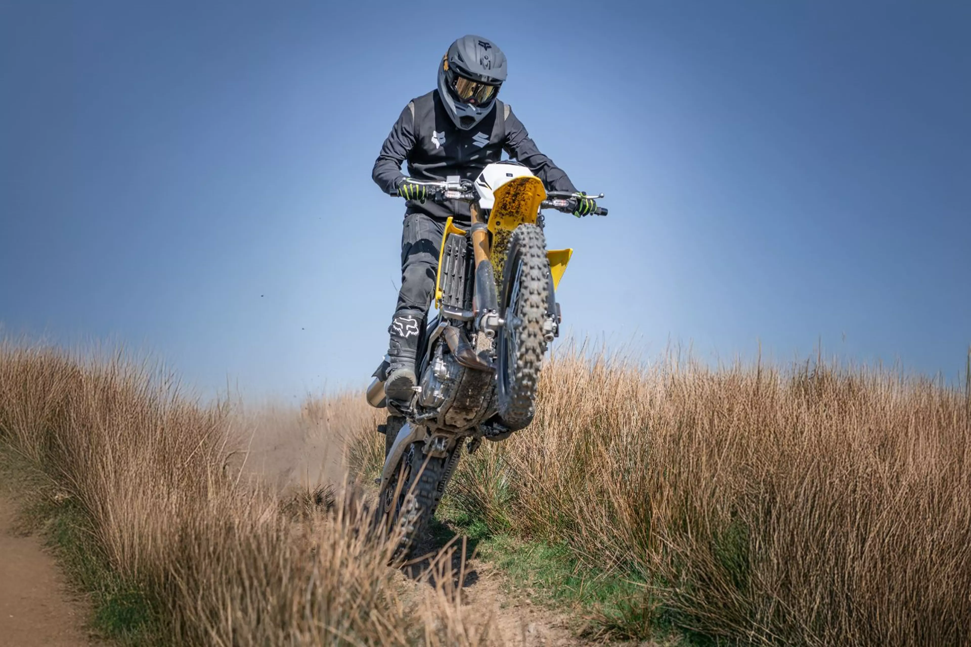 Suzuki DR-Z4S wheelie