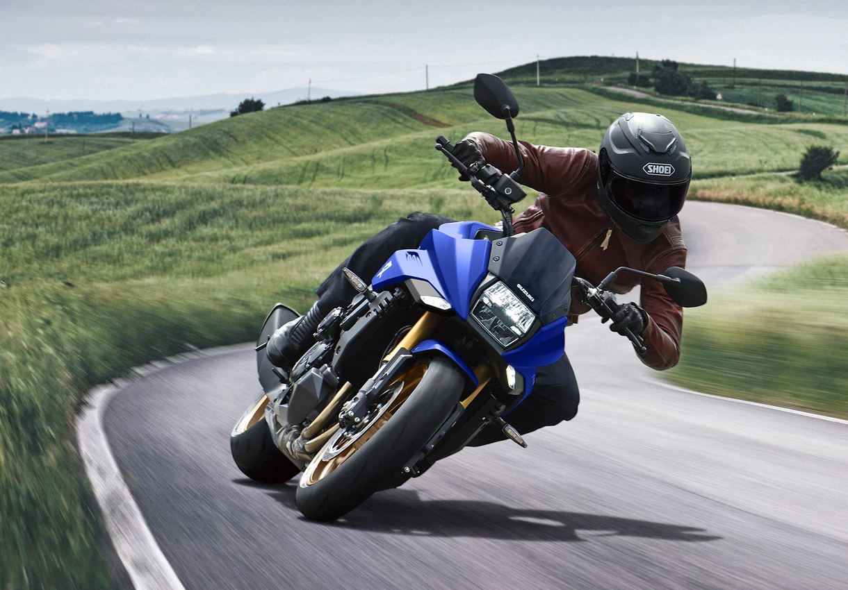 SUZUKI KATANA IN THE TUSCANY HILLS