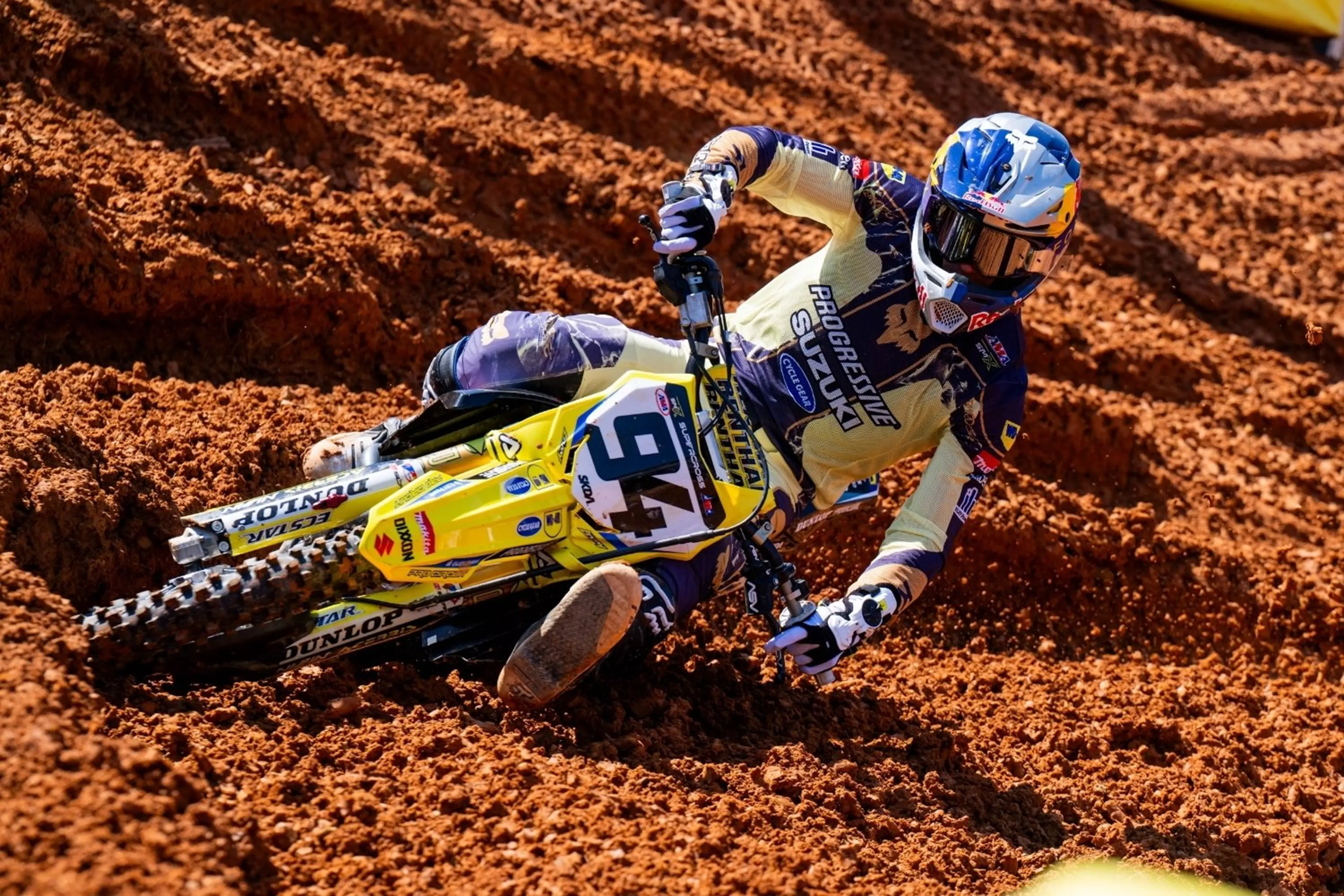 Ken Roczen cornering on his RM-Z450