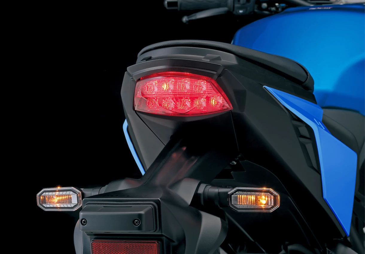 Suzuki GSX-S1000 LED Indicators on the rear of the bike