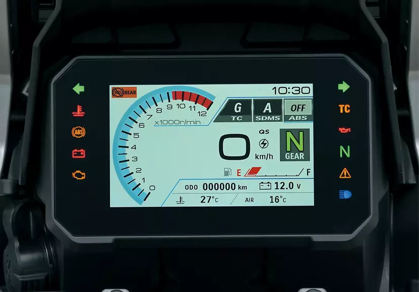 Suzuki V-Strom 1050DE TFT display close up