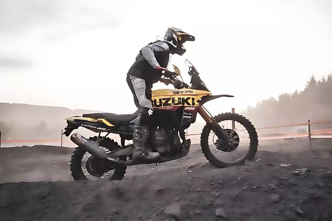 V-Strom 800DE Rally Edition contests the Dawn to Dusk Enduro
