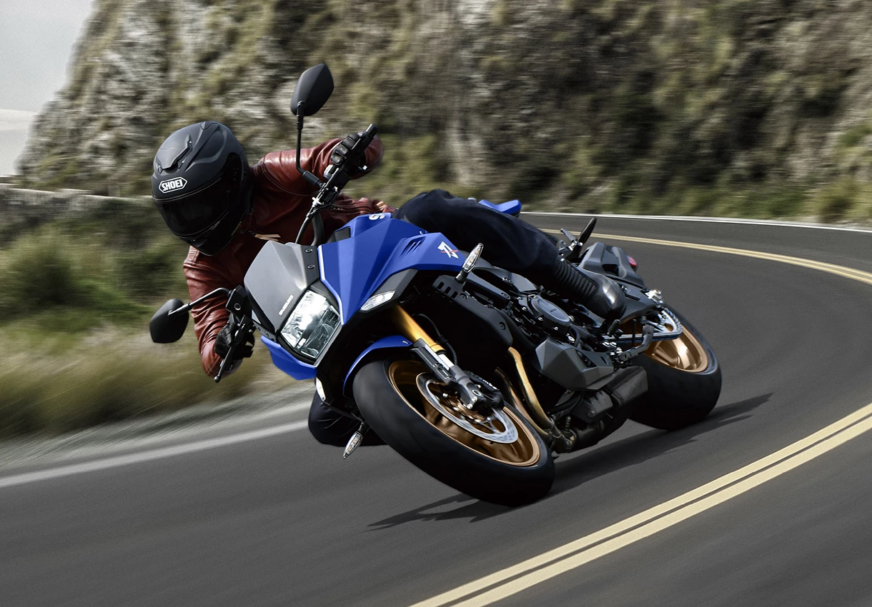 Suzuki Katana leaning hard into a turn