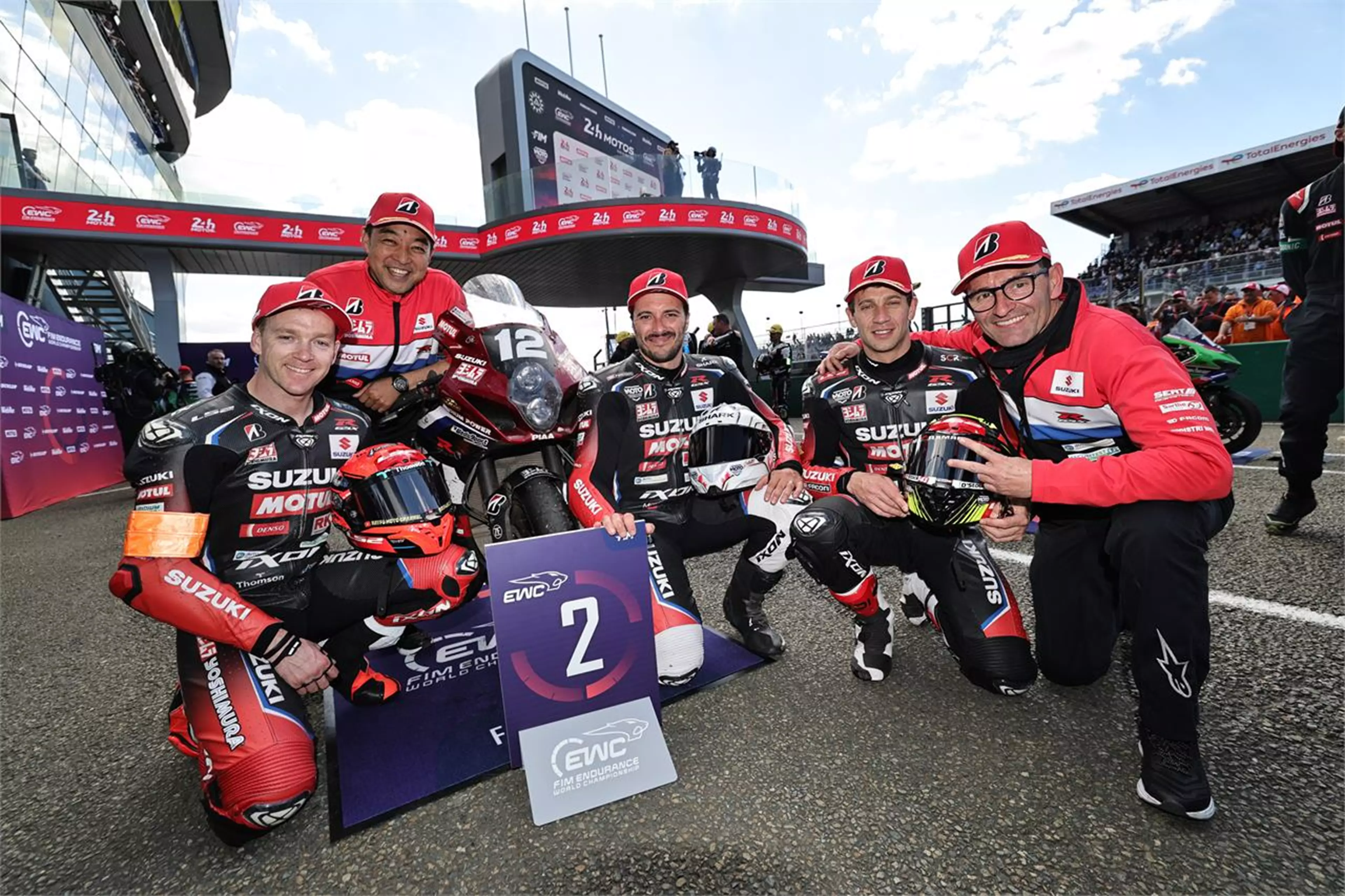 Yoshimura SERT Motul celebrate podium in Le Mans