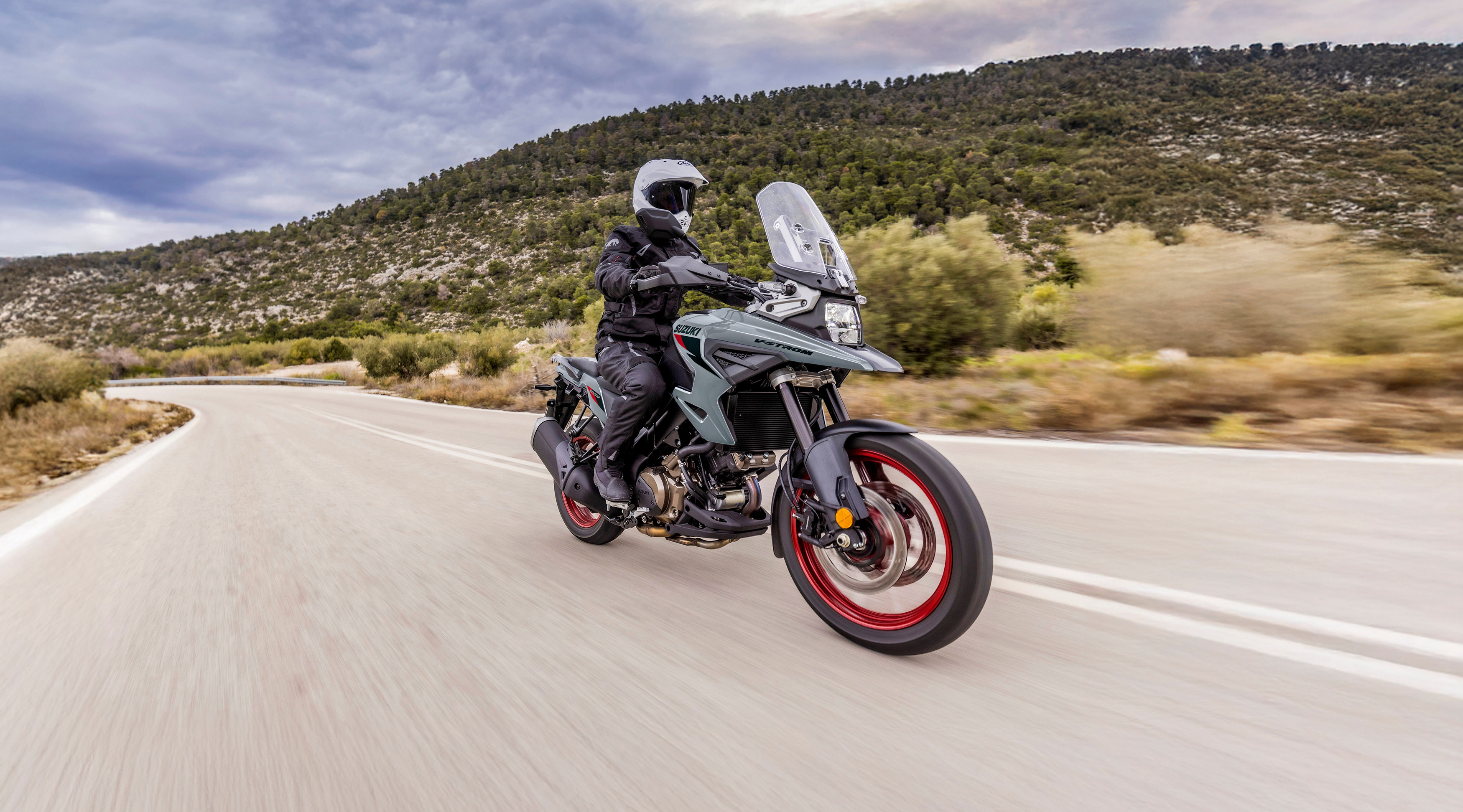 Suzuki V-Strom 1050RE | Suzuki Bikes UK