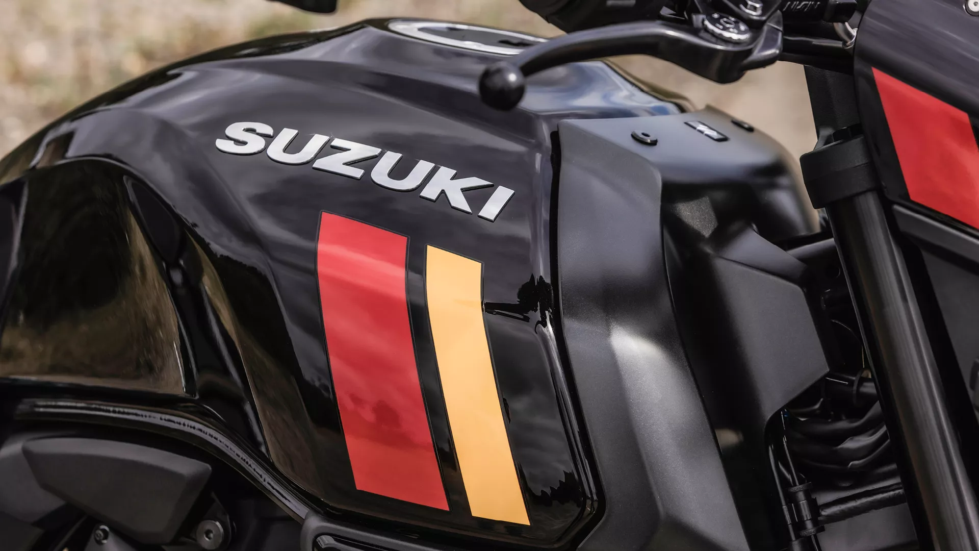 Suzuki GSX-8TT black, fuel tank right hand side close up