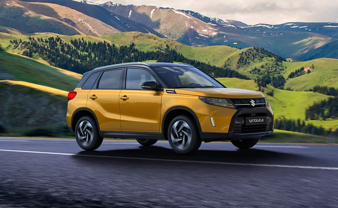 Solar Yellow Suzuki Vitara countryside