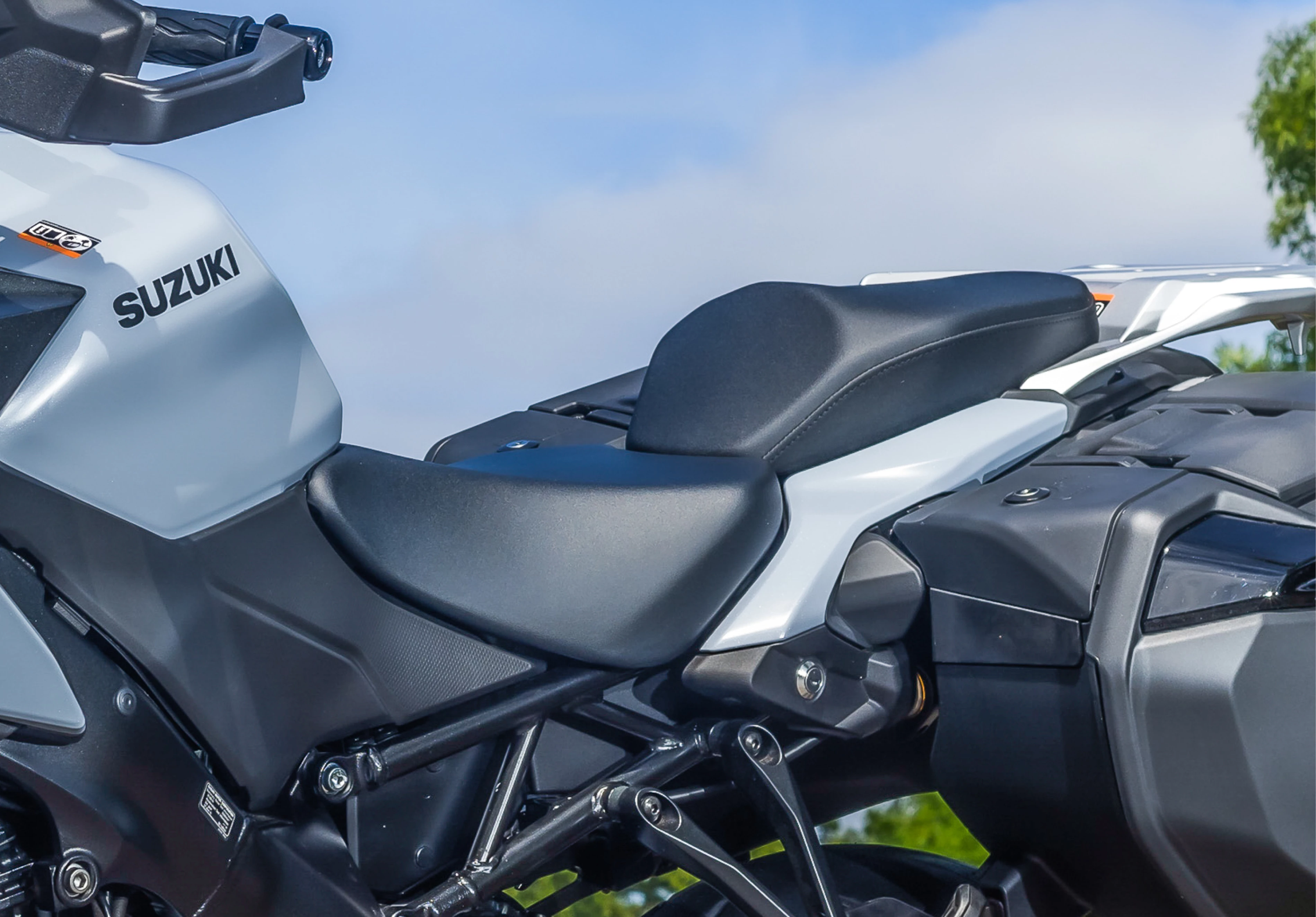 Suzuki GSX-S1000GX+ seat, pillion seat and rear frame close-up