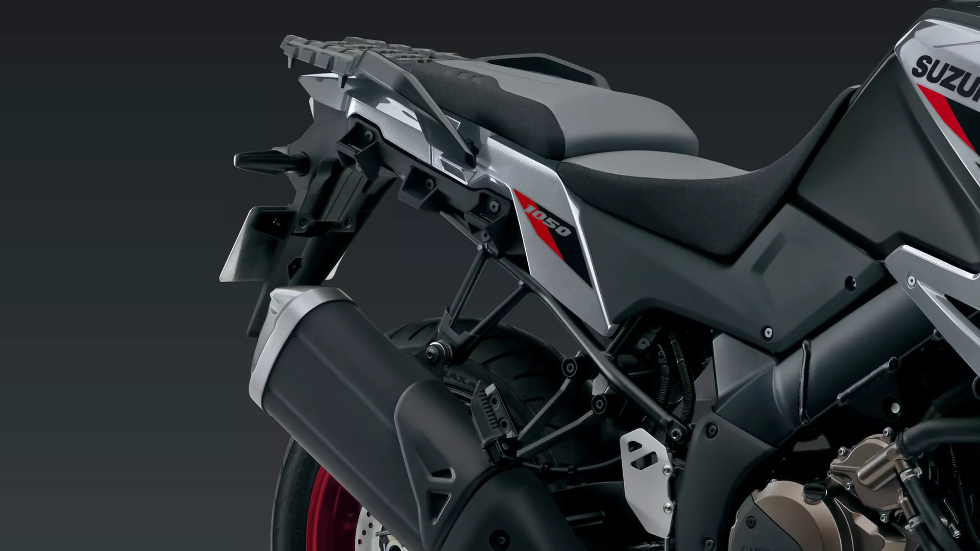 Suzuki V-Strom 1050RE grey, seat unit and 1050 logo close-up