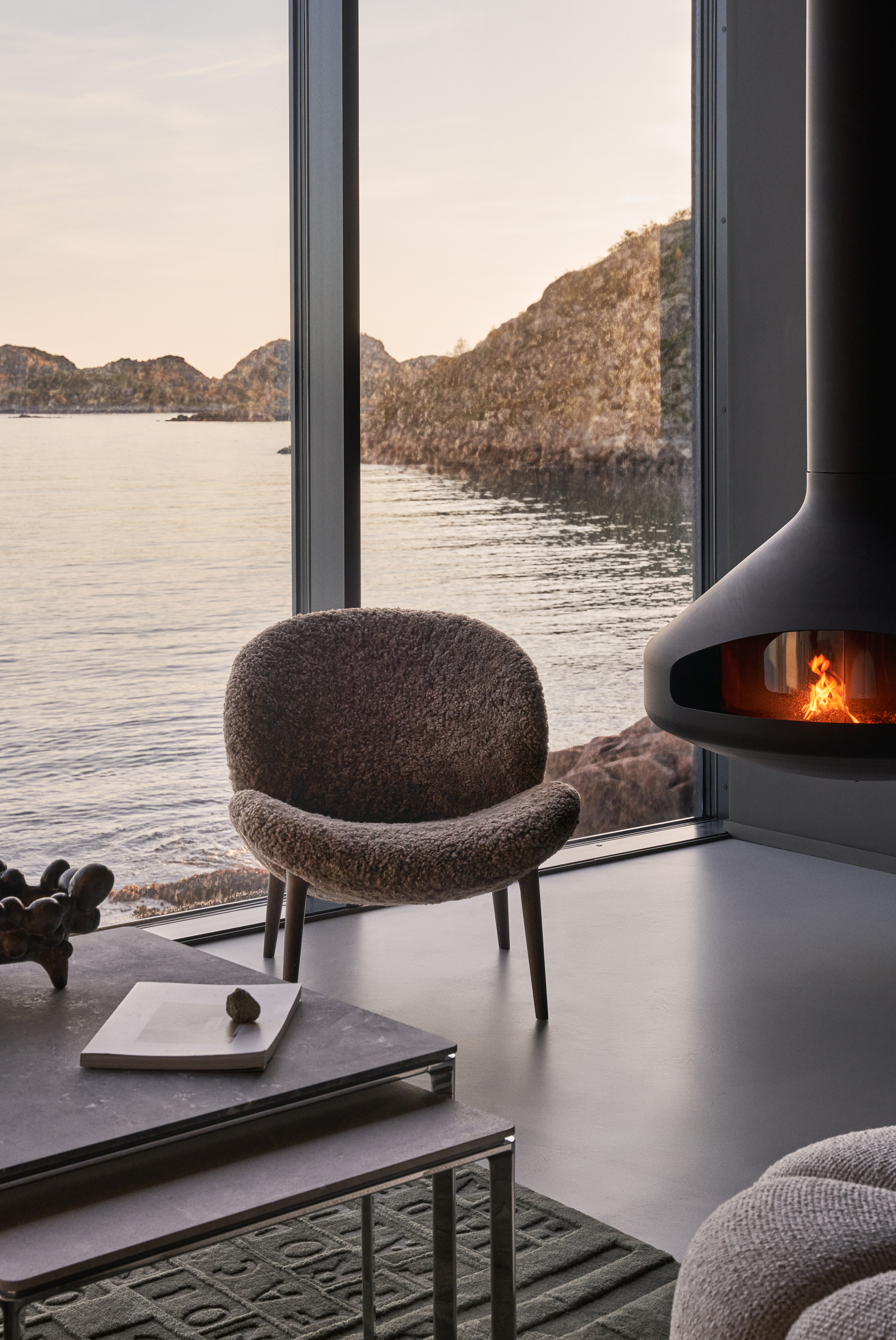 Vipp Lofoten Guesthouse Inside Low Back