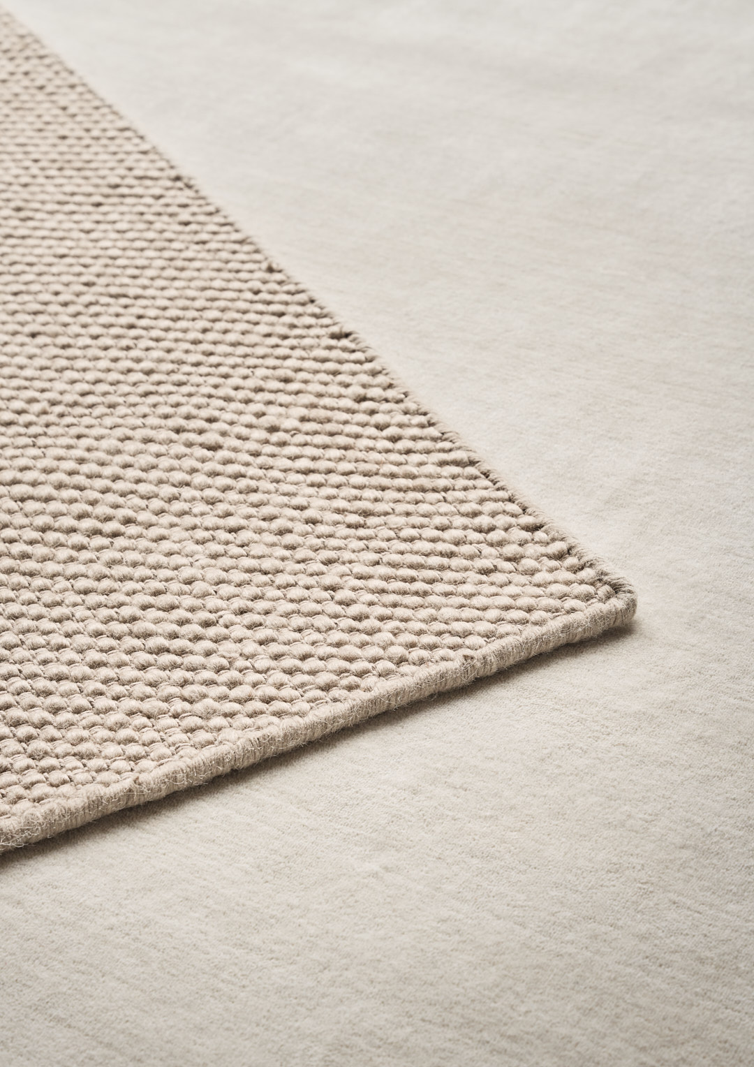 Vipp 143 147 Wool Rug Darkbeige Detail 05