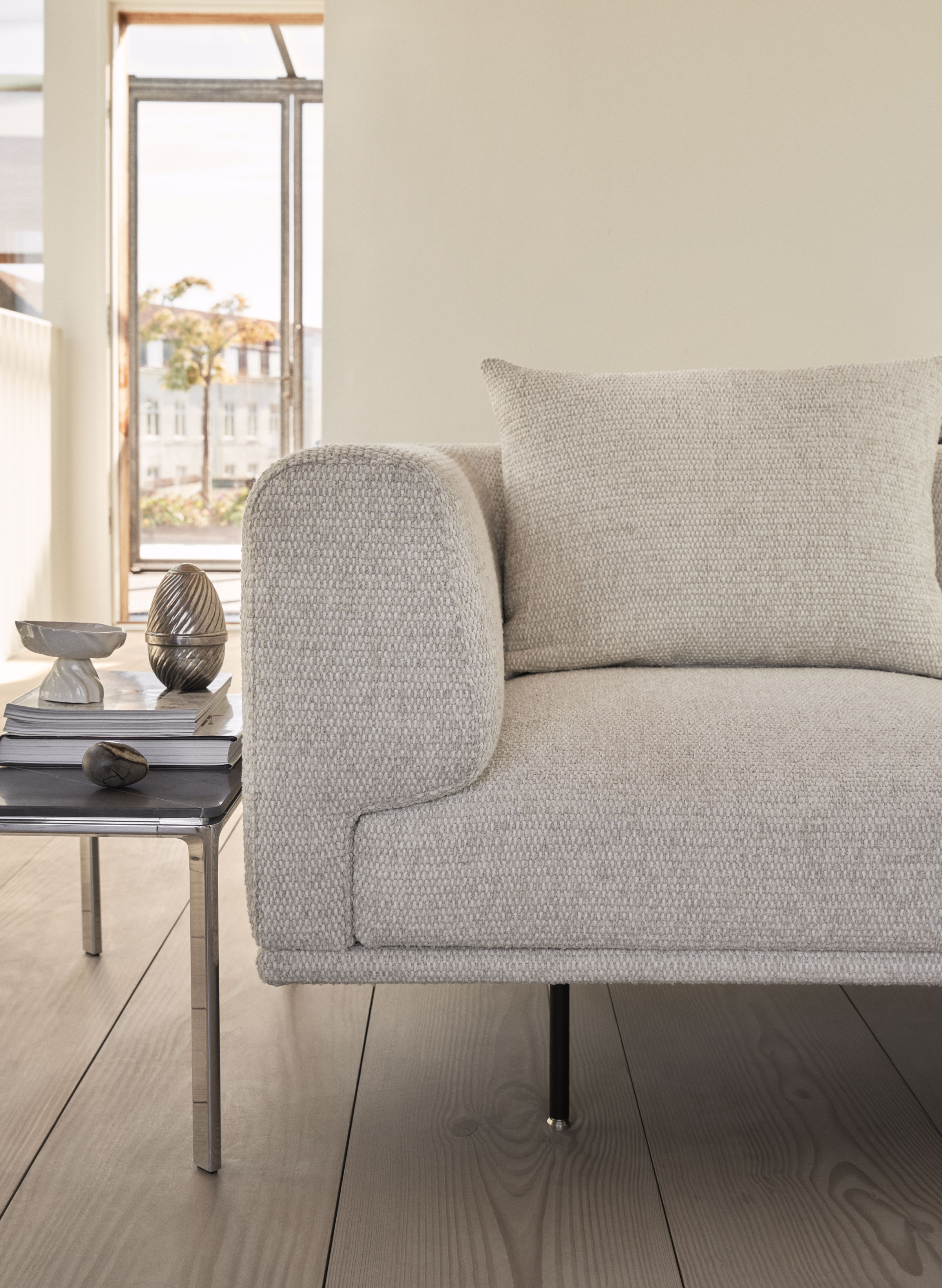 Vipp 610 Sofa Chimney Two Seater Detail 03