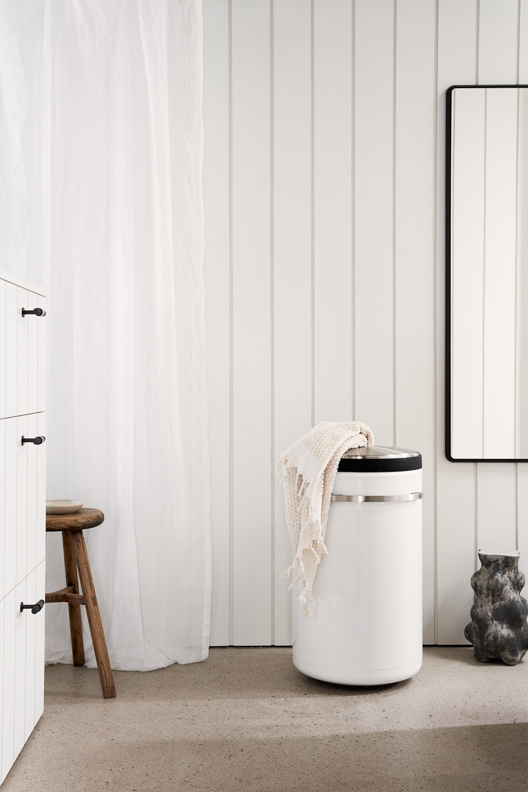 Vipp441 Laundry Basket White 01