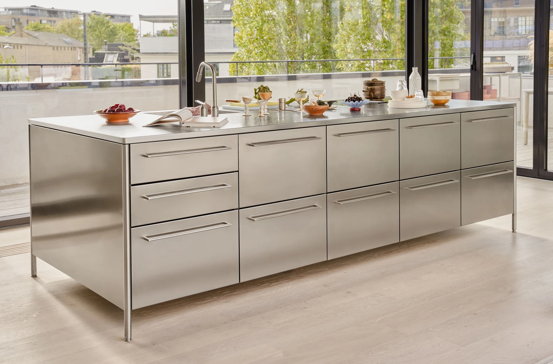 2025 09 17 Vipp V45046