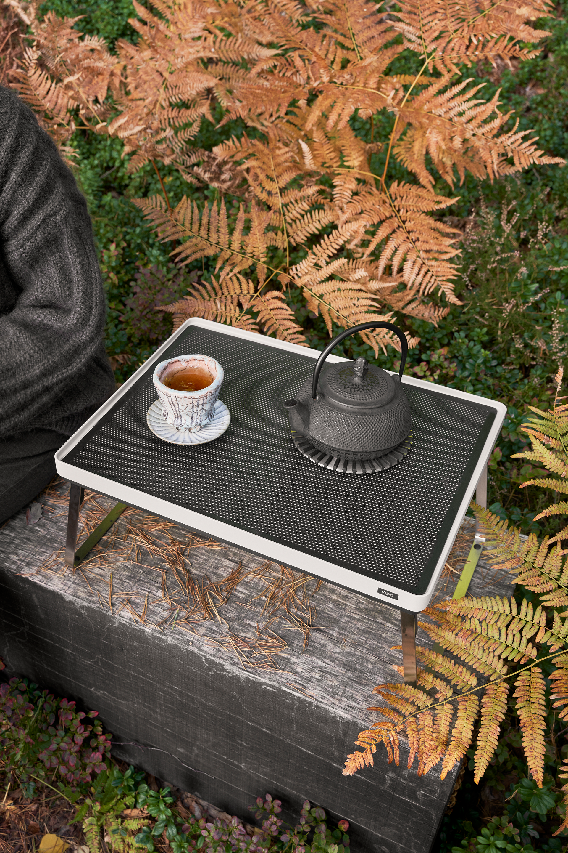 Vipp 401 Mini Table Grey 02