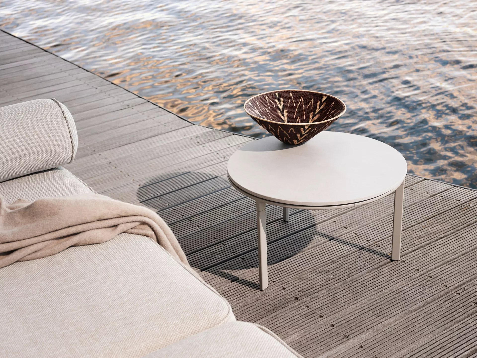 Vipp Outdoor Campaign Sofa Detail2