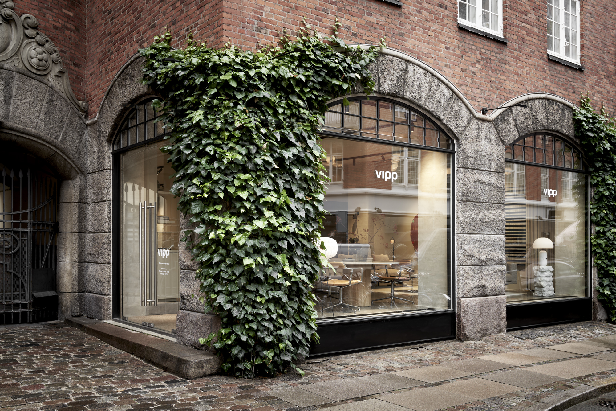 Vipp Home Outside 01
