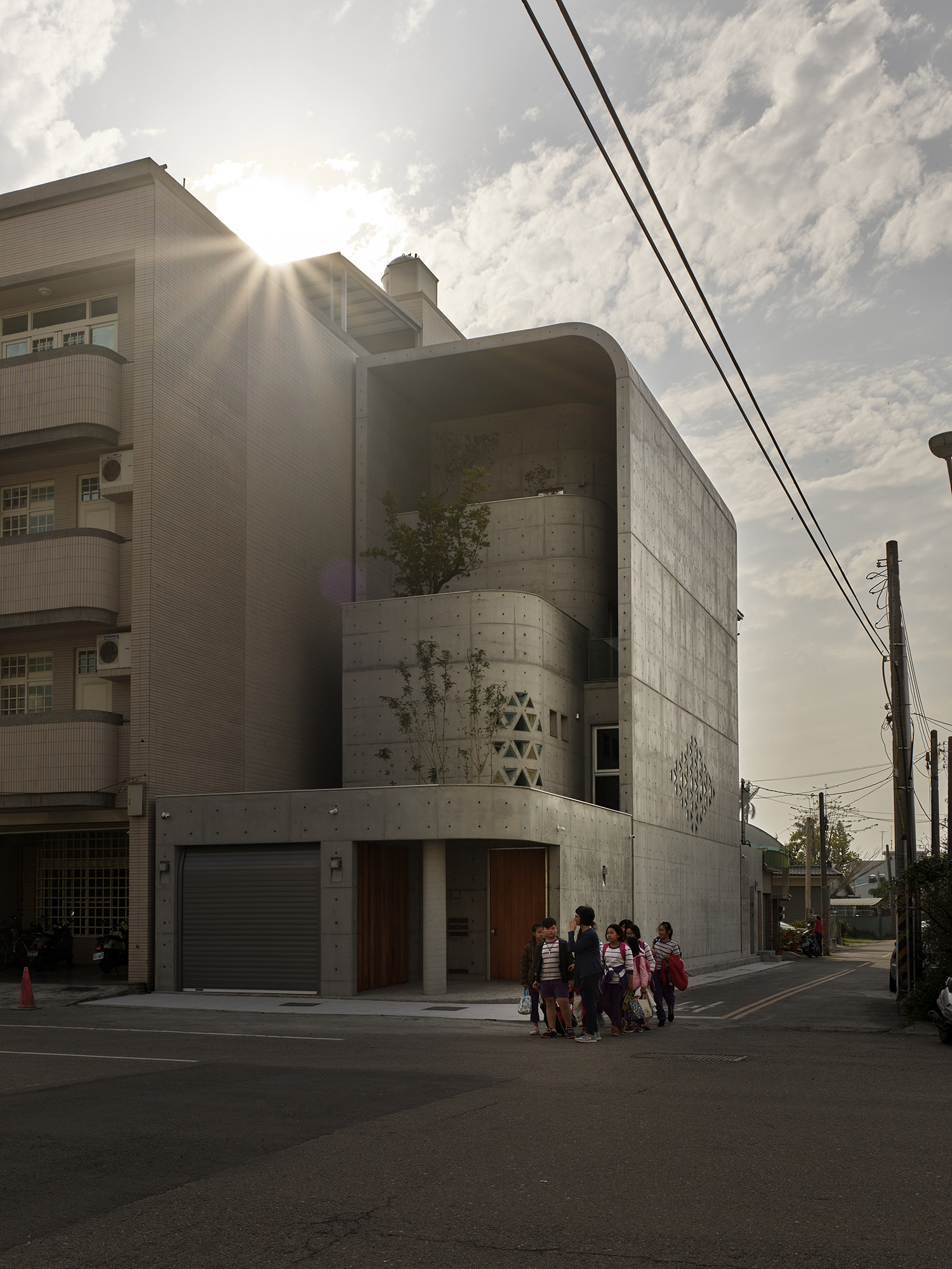 01Chang House Outside