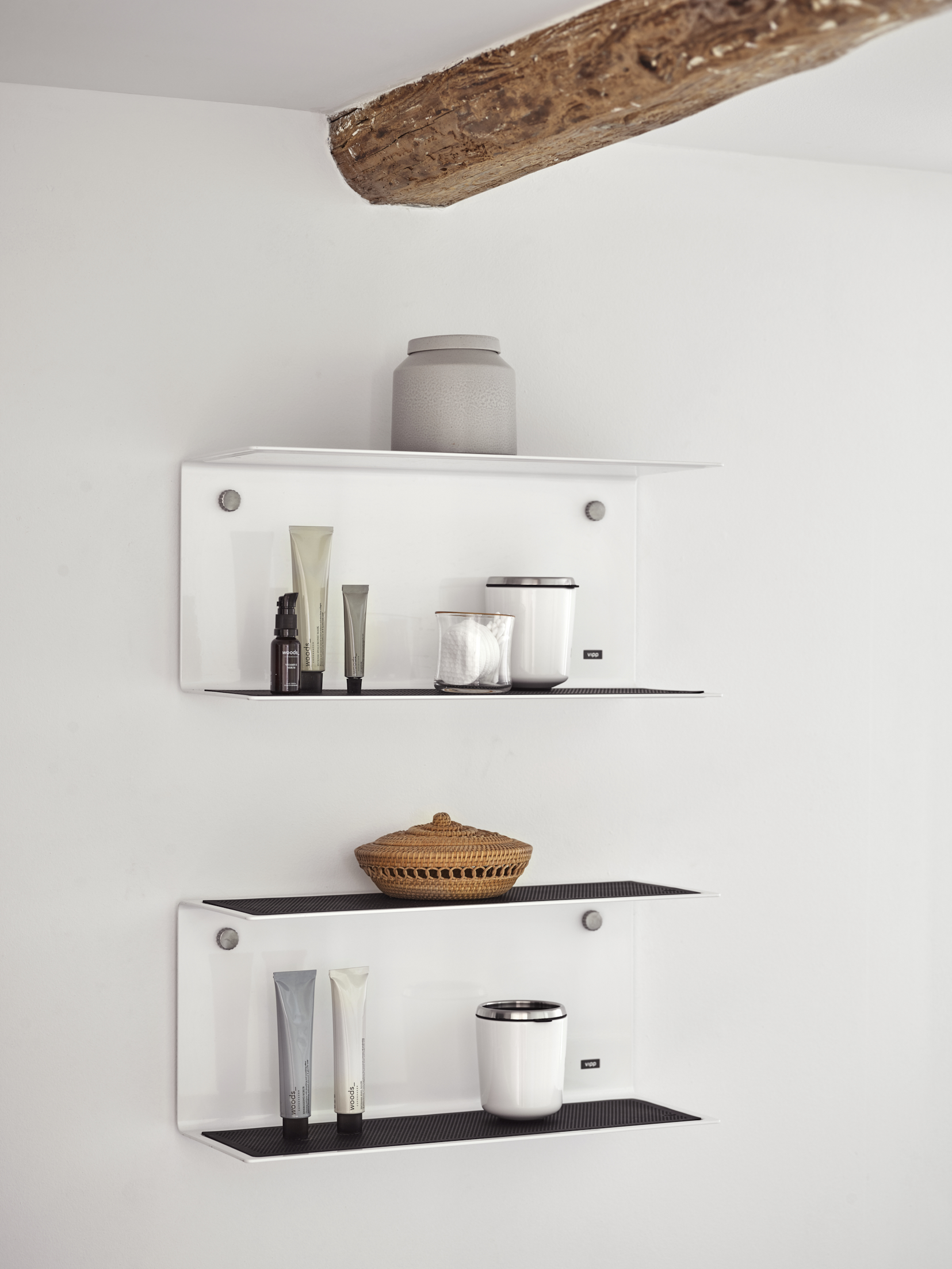 Vipp 921 Shelves White 01