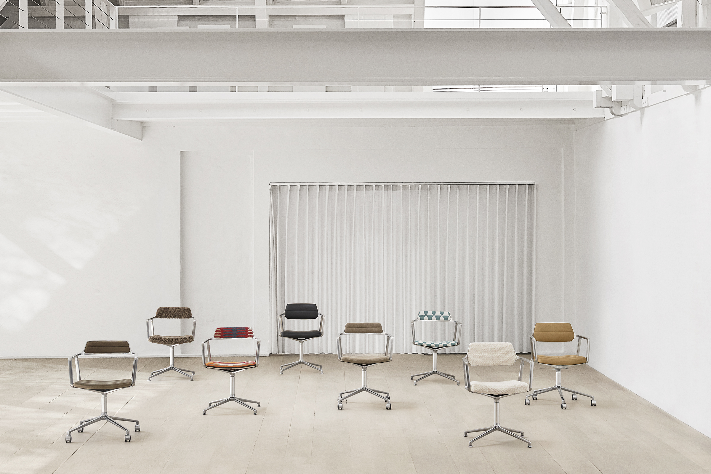 Vipp 452 453+ Swivel Family 02