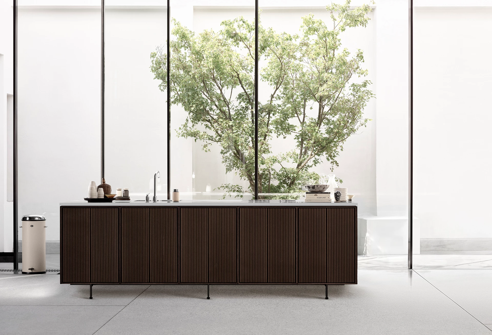 Vipp V2 Kitchen Dark Oak 01 V2
