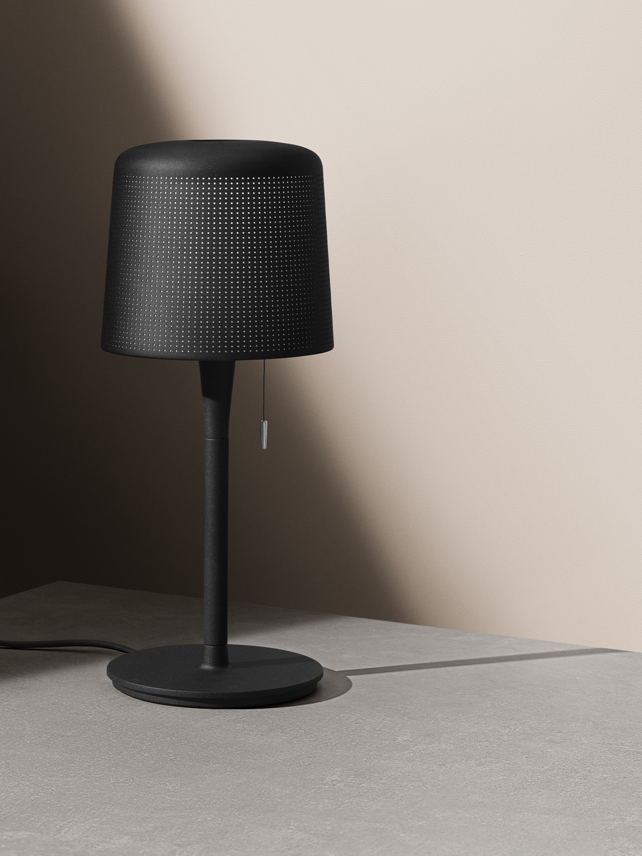 Vipp 530 Table Lamp Softpacks 1 Web