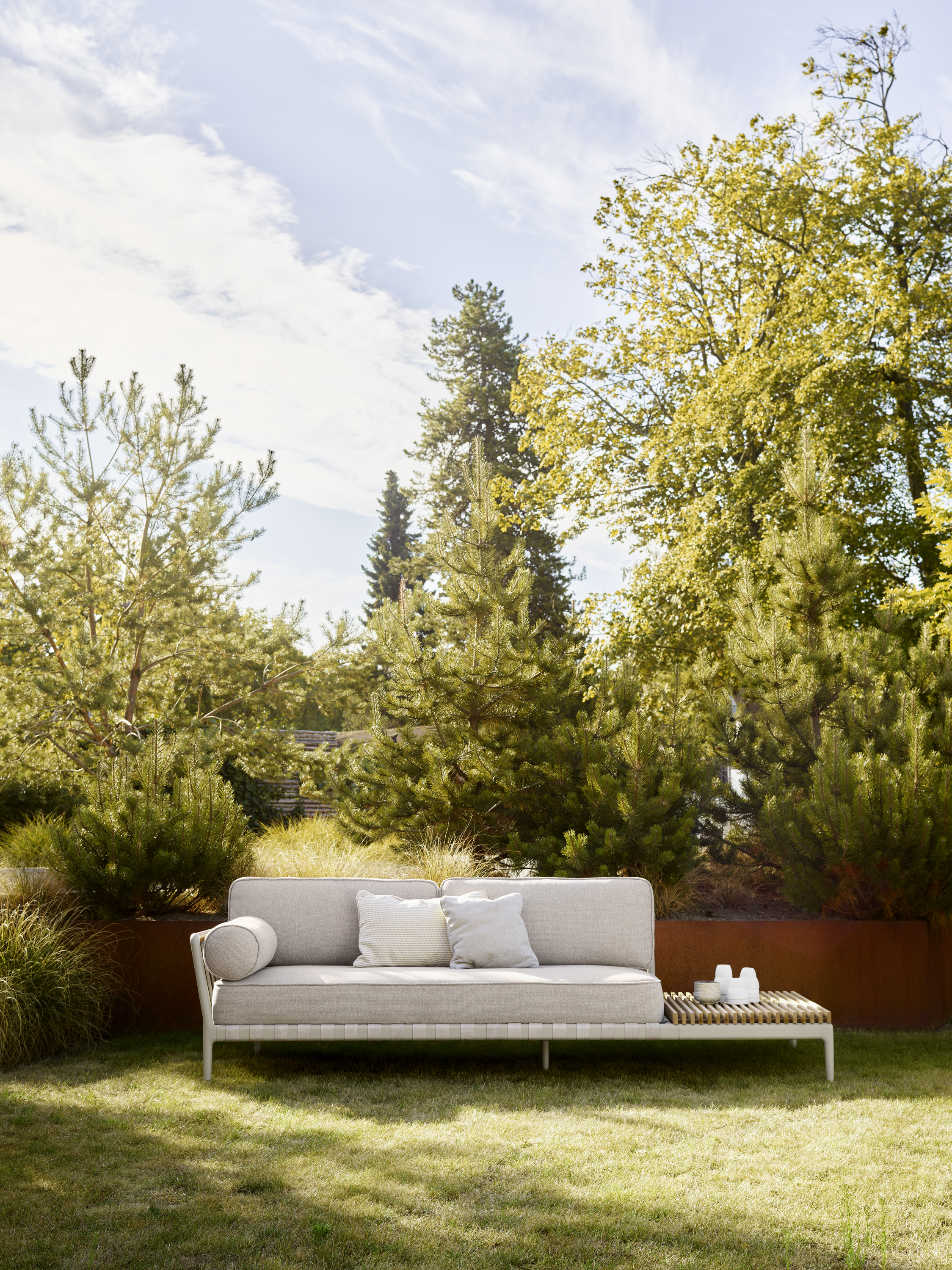 Vipp 720 Outdoor Sofa Open End Right 02