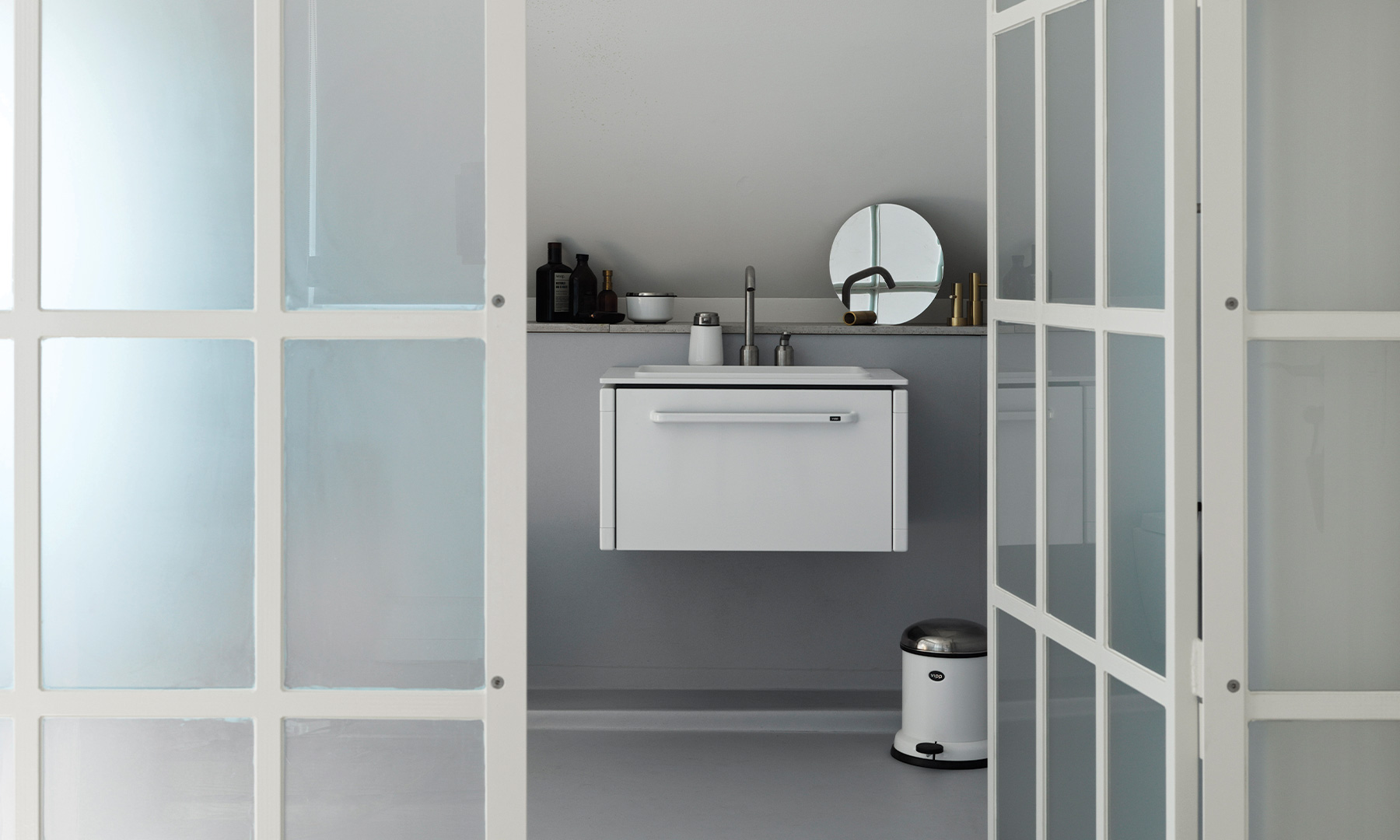 16 Skagen Bathroom L