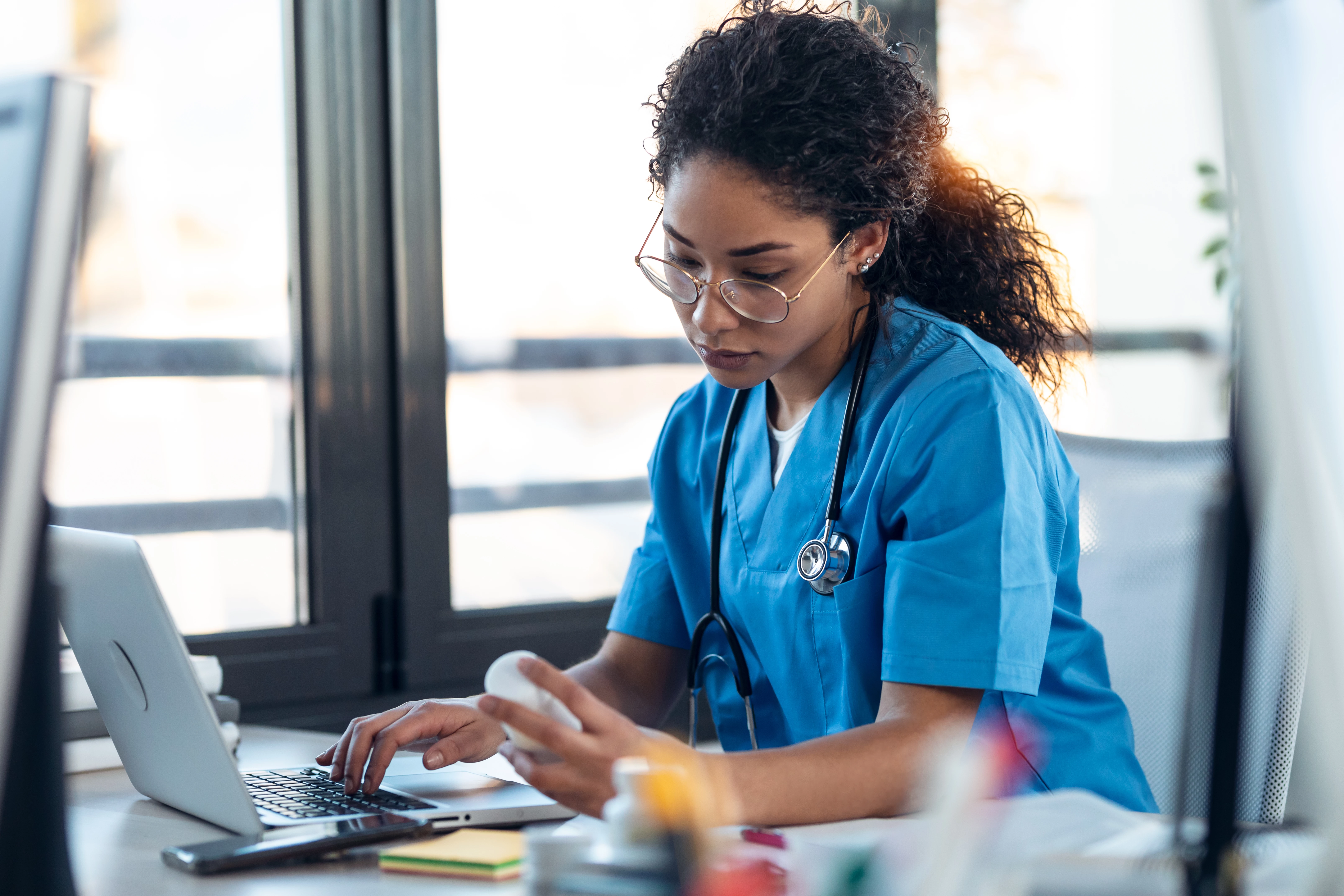 Wtza aanmelden - arts registreert medicijnen