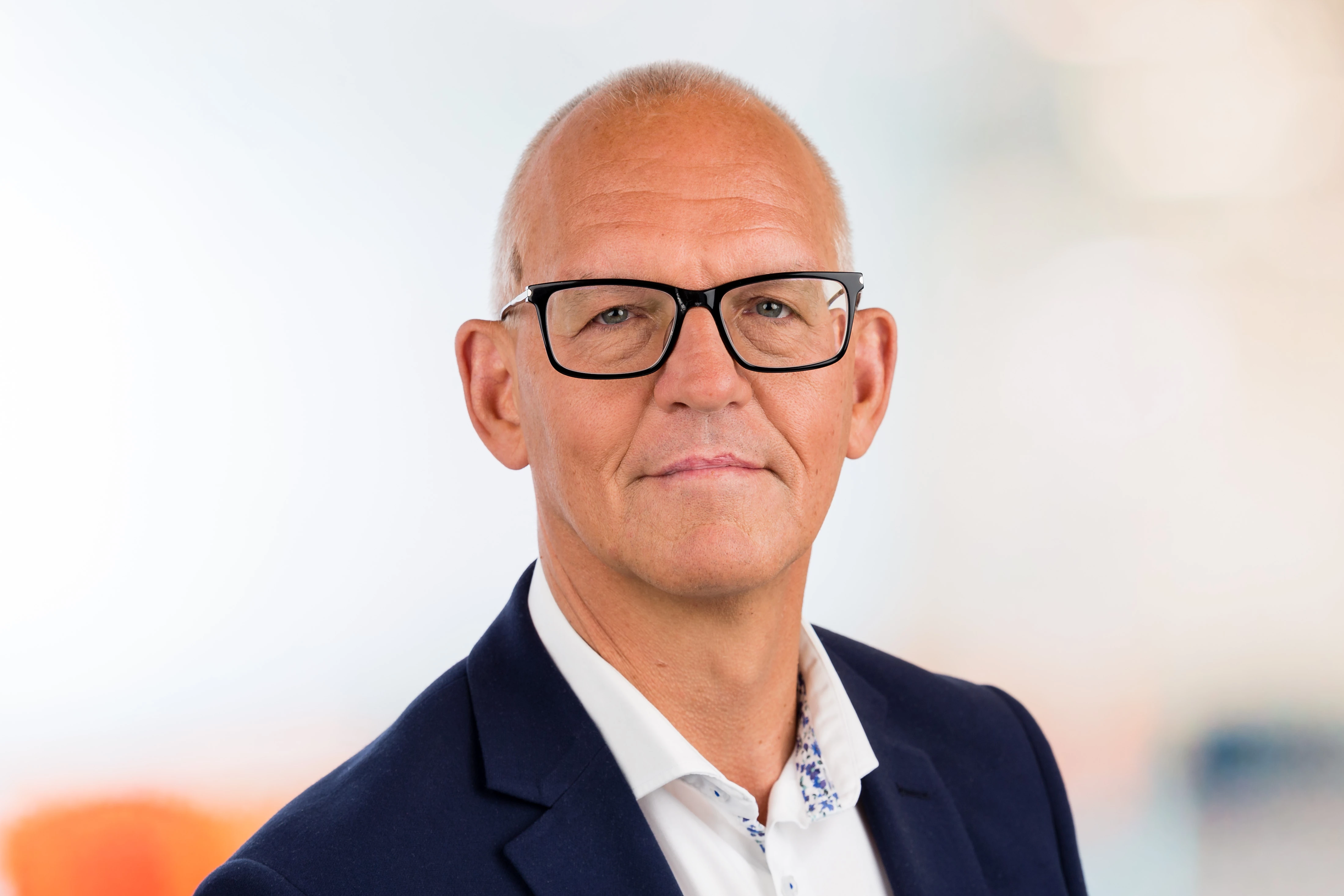 Peter van Bakel