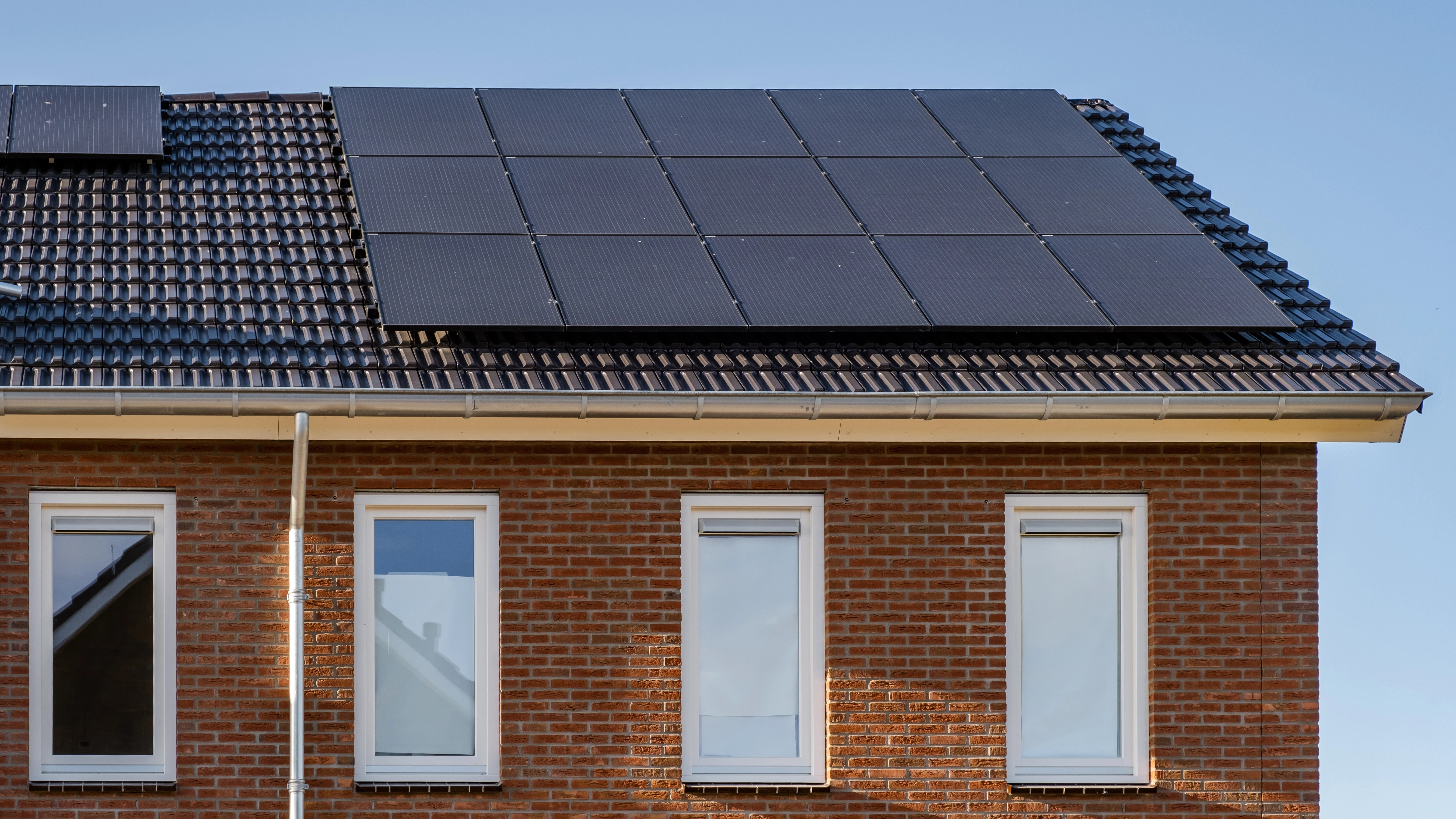 Huis met zonnepanelen 