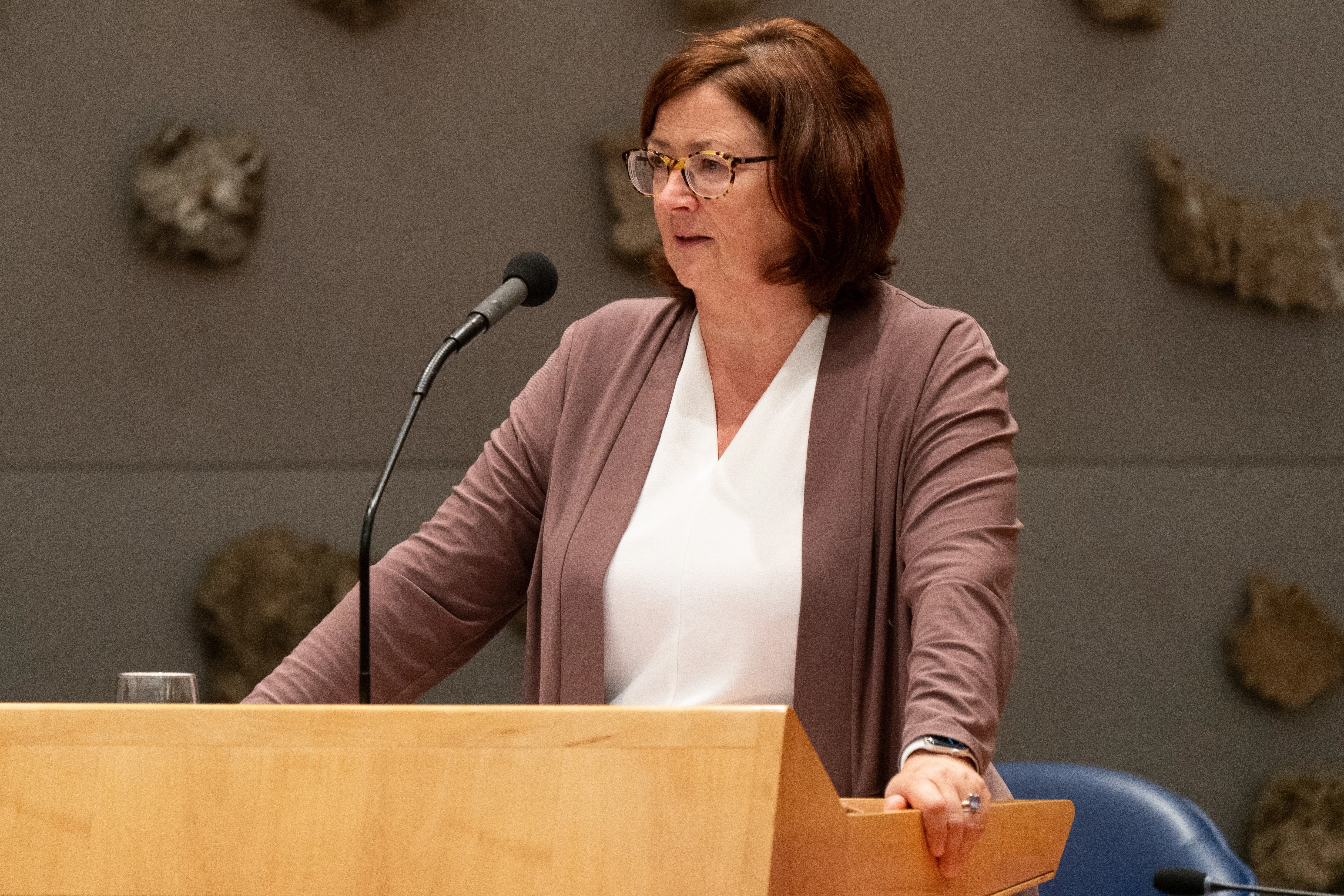 Minister Conny Helder van Langdurige Zorg en Sport i